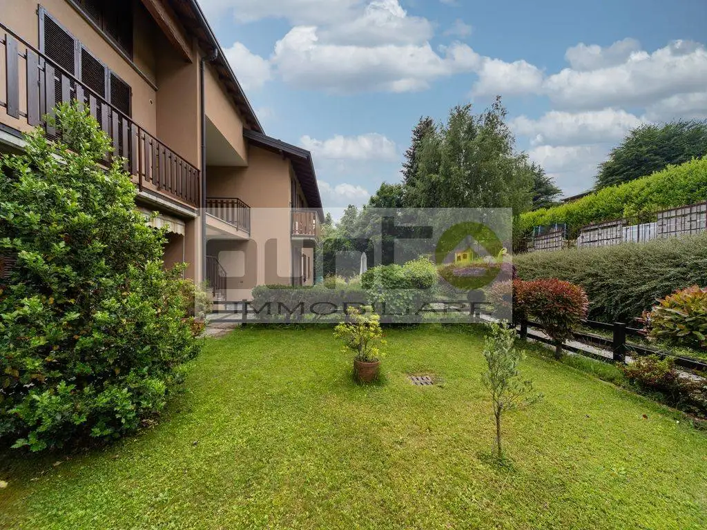 Trilocale via Santa Valeria, Caglio - foto 3