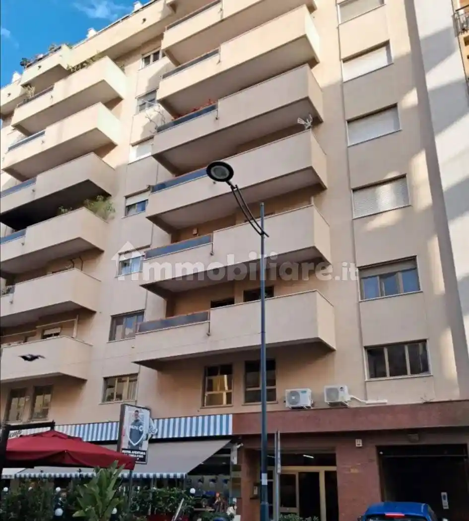 Appartamento in vendita a Palermo
