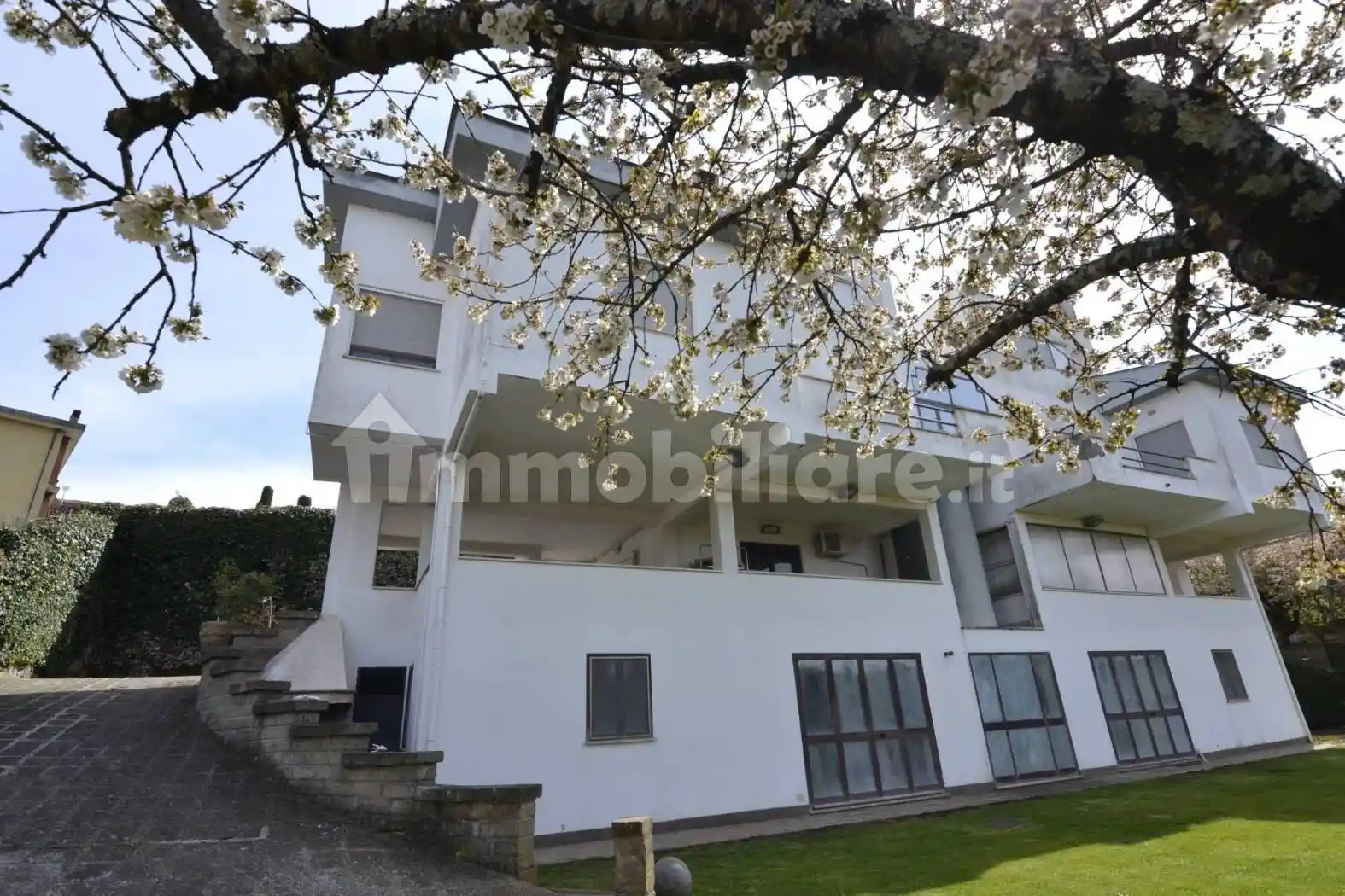 Villa in vendita a Sutri