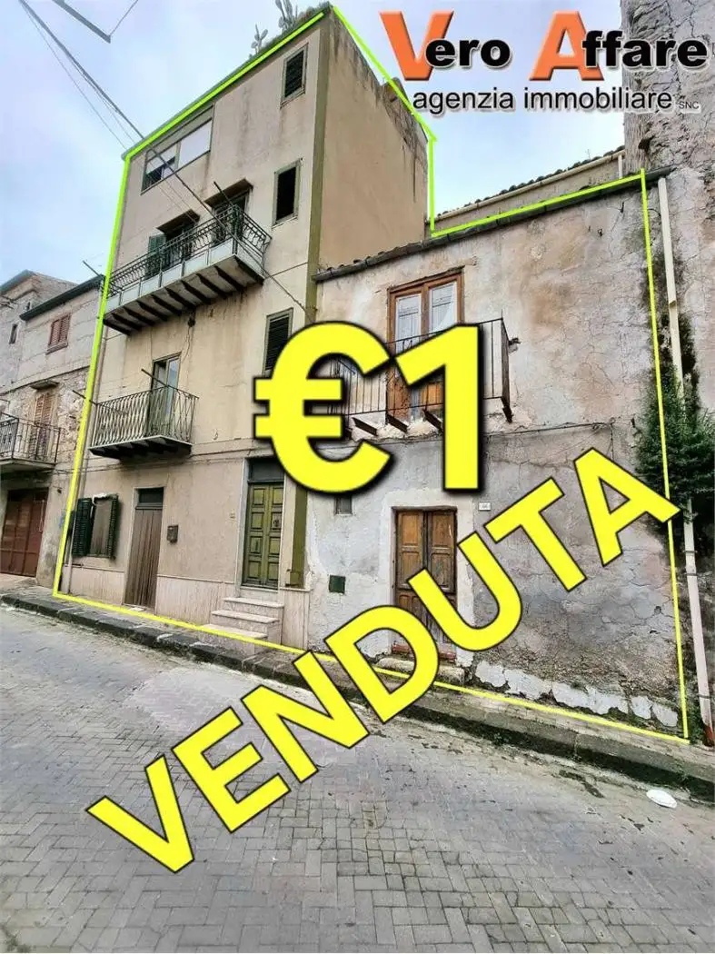 Casa indipendente in vendita a Campofranco