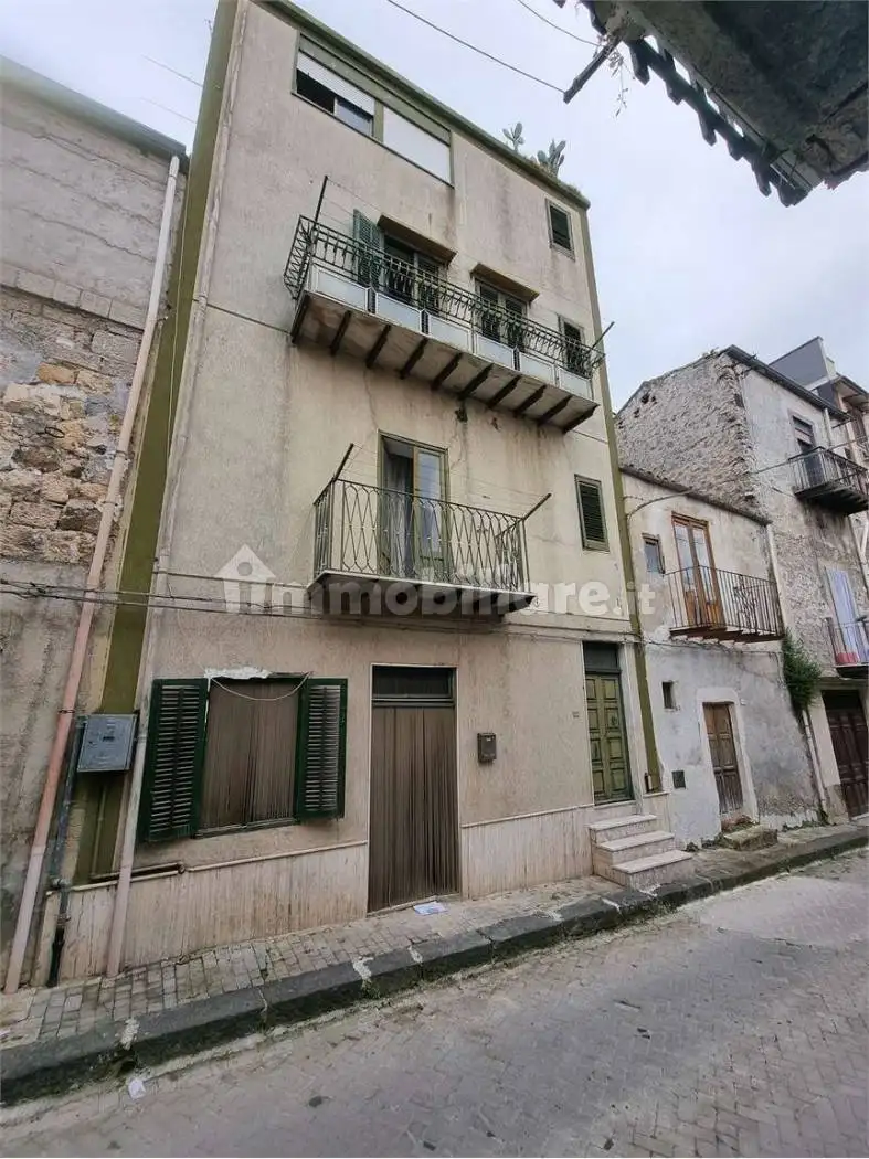 Terratetto unifamiliare 240 m², da ristrutturare, Campofranco - foto 4