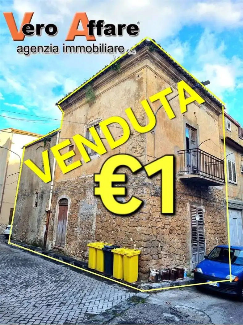 Casa indipendente in vendita a Delia