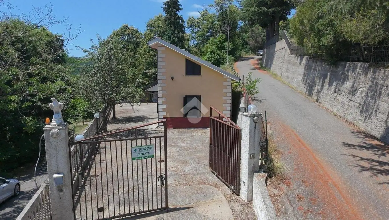 Casa indipendente in vendita a Serrastretta