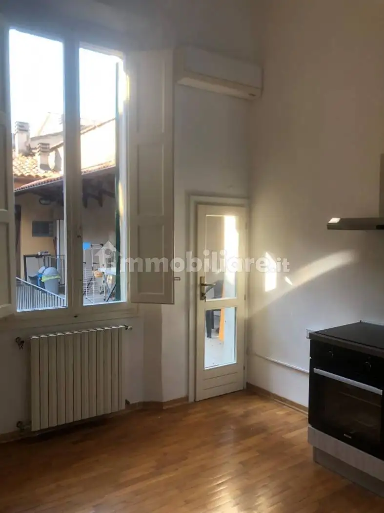 Bilocale via Felice Orsini 8, Centro Storico, Imola - foto 2