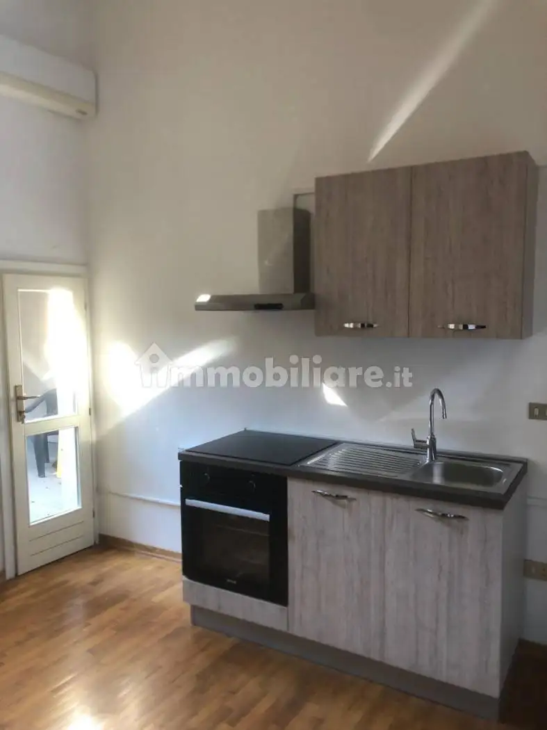 Bilocale via Felice Orsini 8, Centro Storico, Imola - foto 3