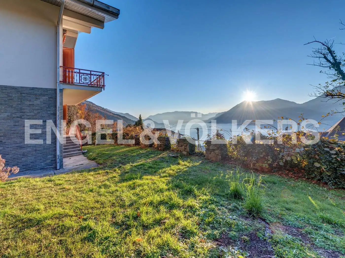Villa in vendita a Valvarrone