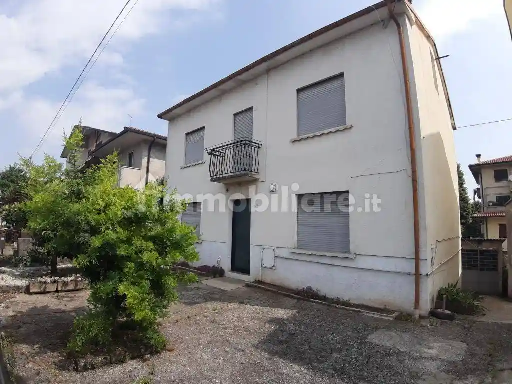 Terratetto unifamiliare 205 m², da ristrutturare, Centro, Villaverla - foto 2