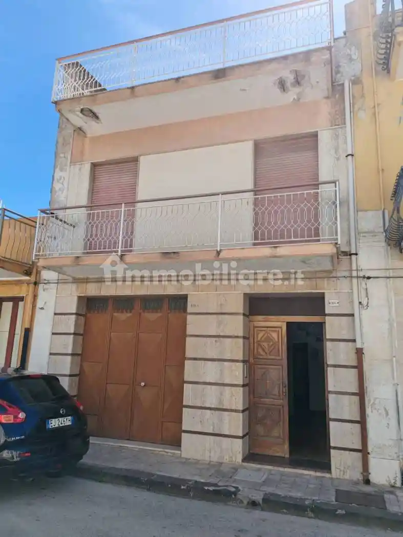 Casa indipendente in vendita a Floridia