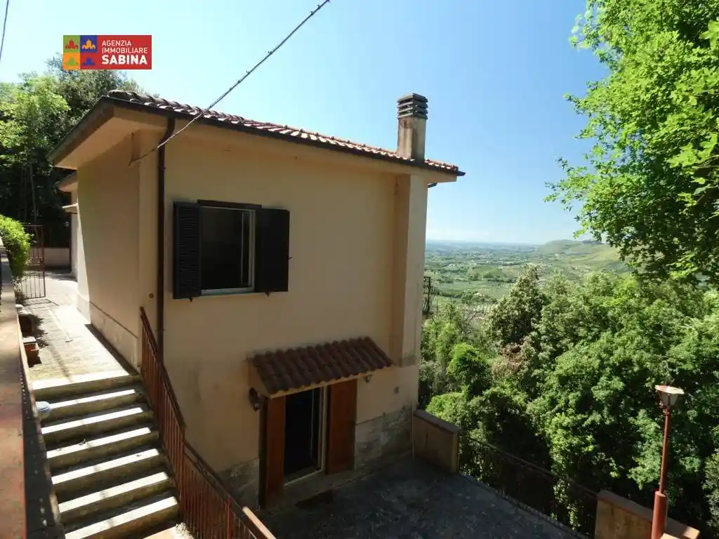 Villa in vendita a Nerola