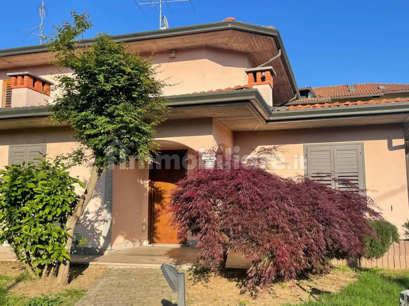 Villa in vendita a Borgo Ticino
