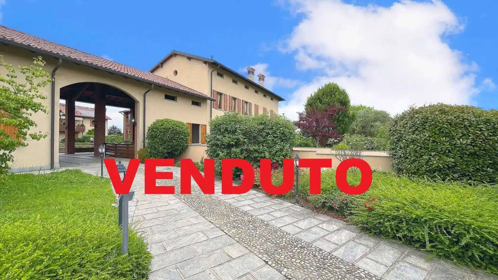 Appartamento in vendita a Vimercate