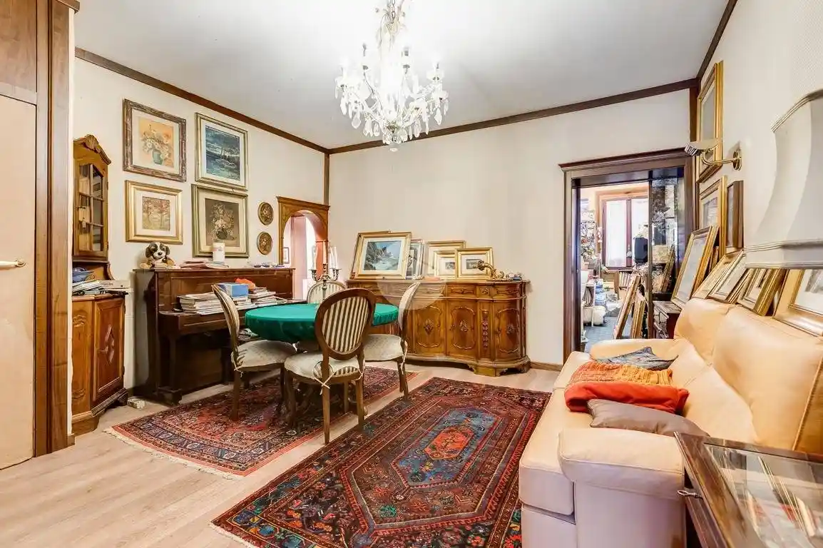 Appartamento in vendita a Roma