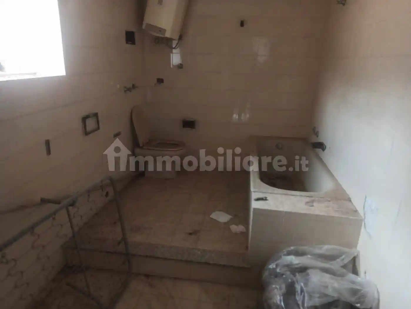 Palazzo - Edificio in Vendita - foto 4