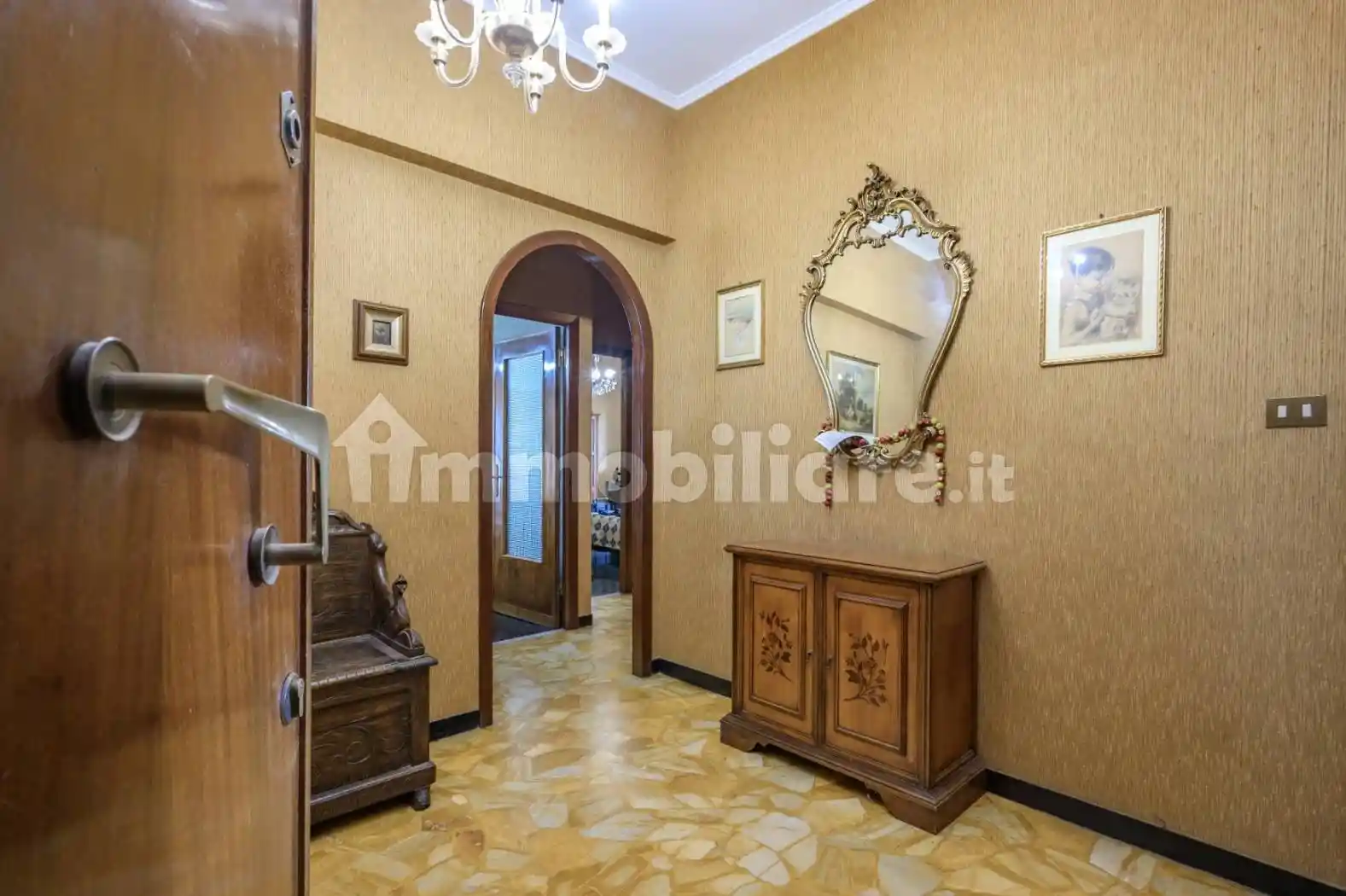 Appartamento in vendita a Genova