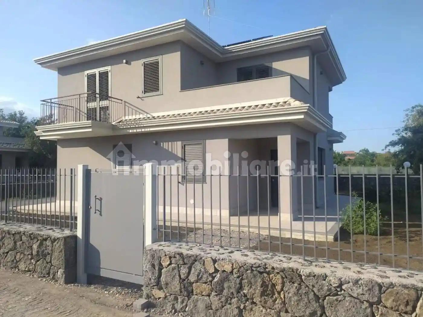Villa in vendita a Aci Sant'Antonio