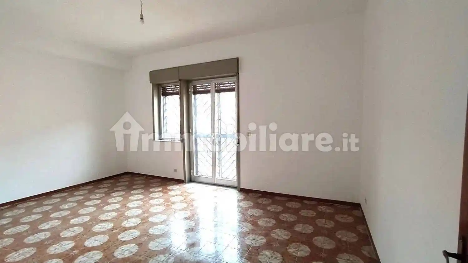 Appartamento in vendita a Aci Catena