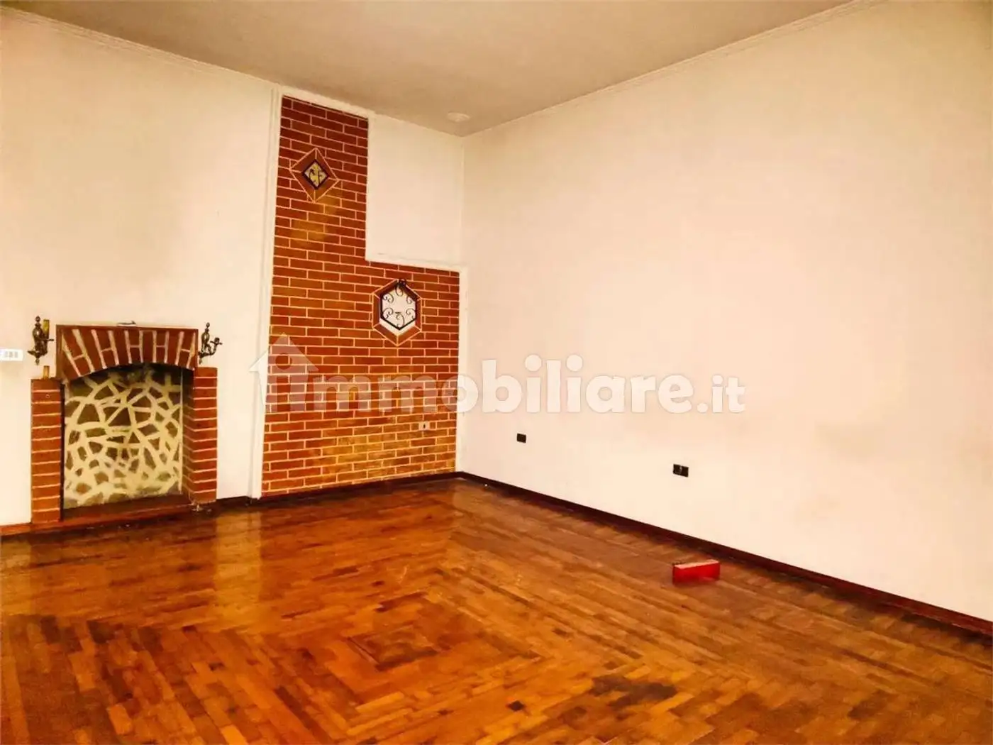 Villa in vendita a Fornovo San Giovanni