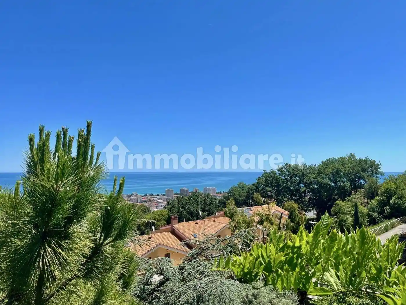 Trilocale Strada Comunale Case d'Agnese, Montesilvano Colle, Montesilvano - foto 3