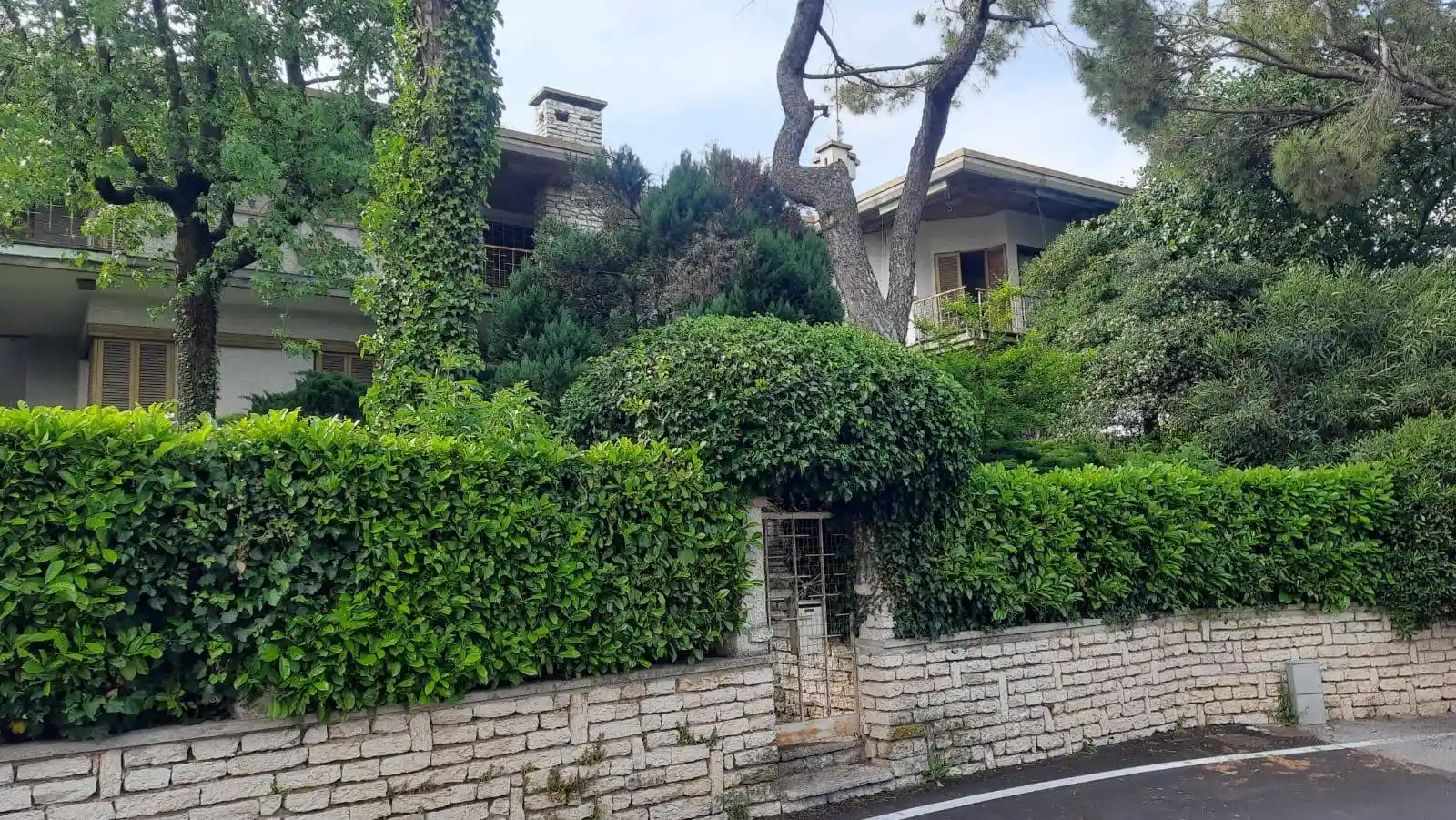 Villa in vendita a Padenghe sul Garda