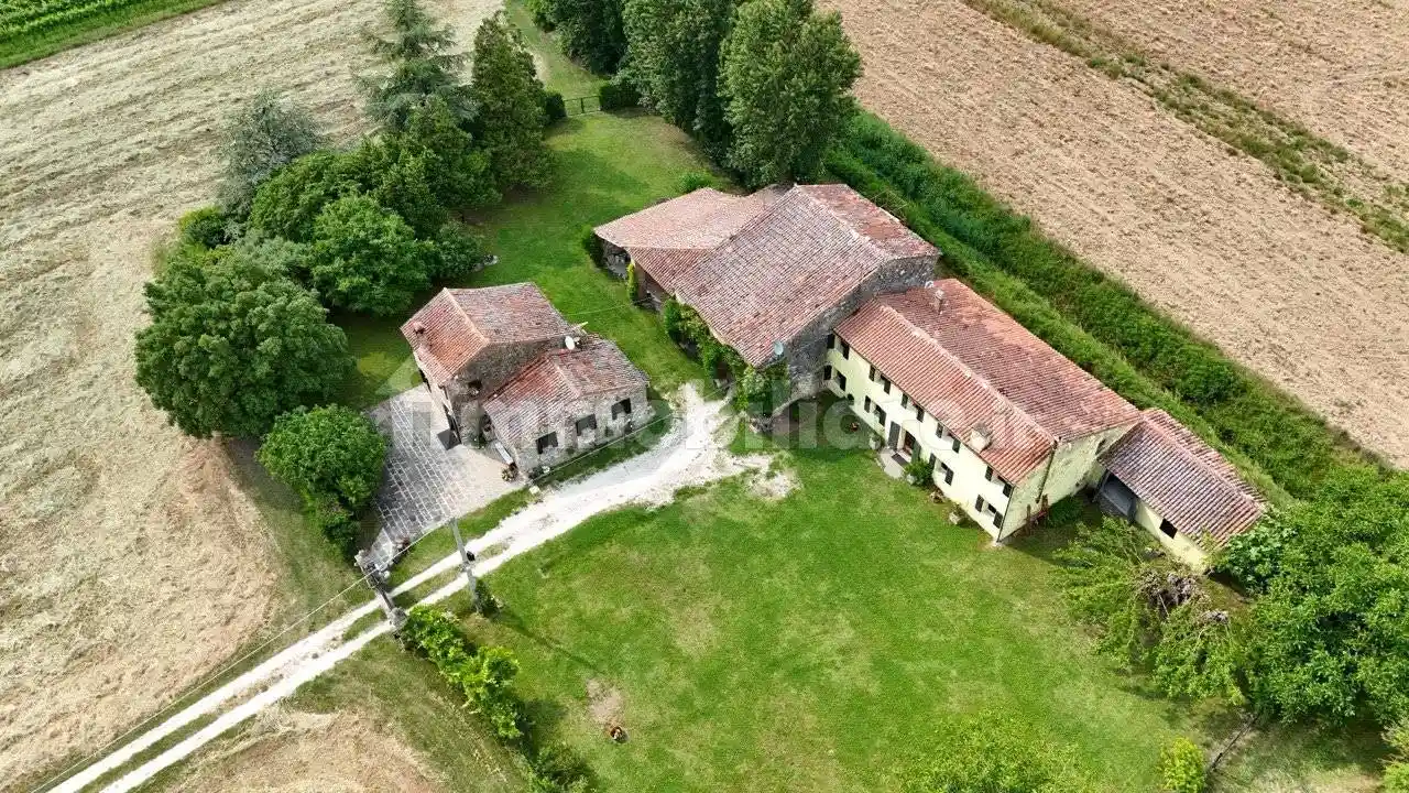 Rustico - Casale in vendita a Baone