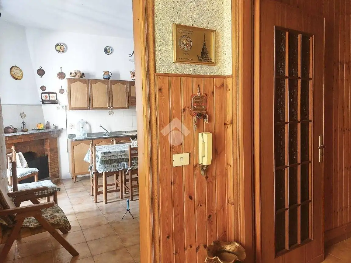 Trilocale via Giuseppe Garibaldi 20, Centro, Botricello - foto 2