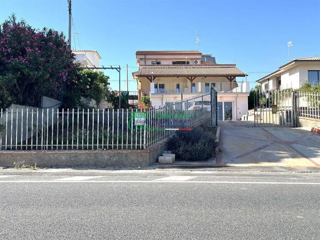 Appartamento in affitto a Modica