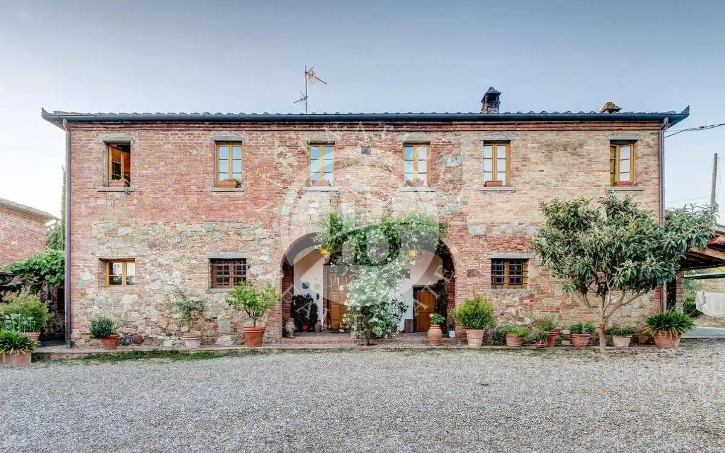 Rustico - Casale in vendita a Foiano della Chiana