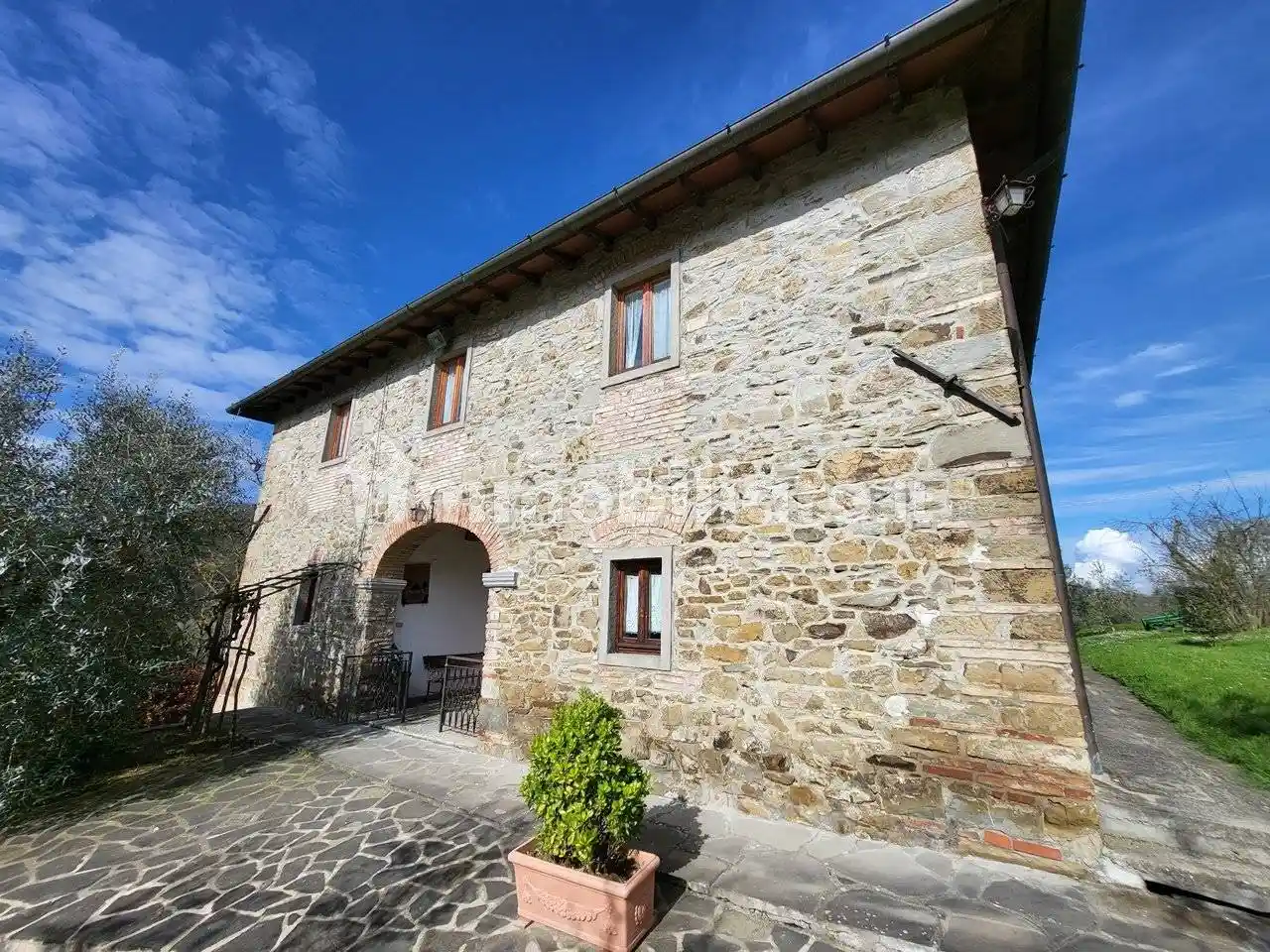 Appartamento in vendita a Dicomano