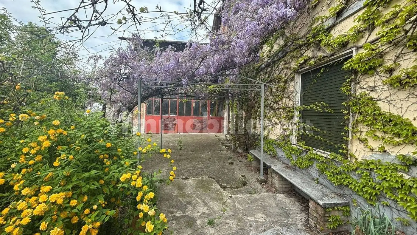 Rustico - Casale in vendita a Pietra de' Giorgi