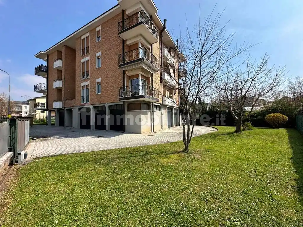 Trilocale via Enrico Fermi 67, Centro, Alzate Brianza - foto 5