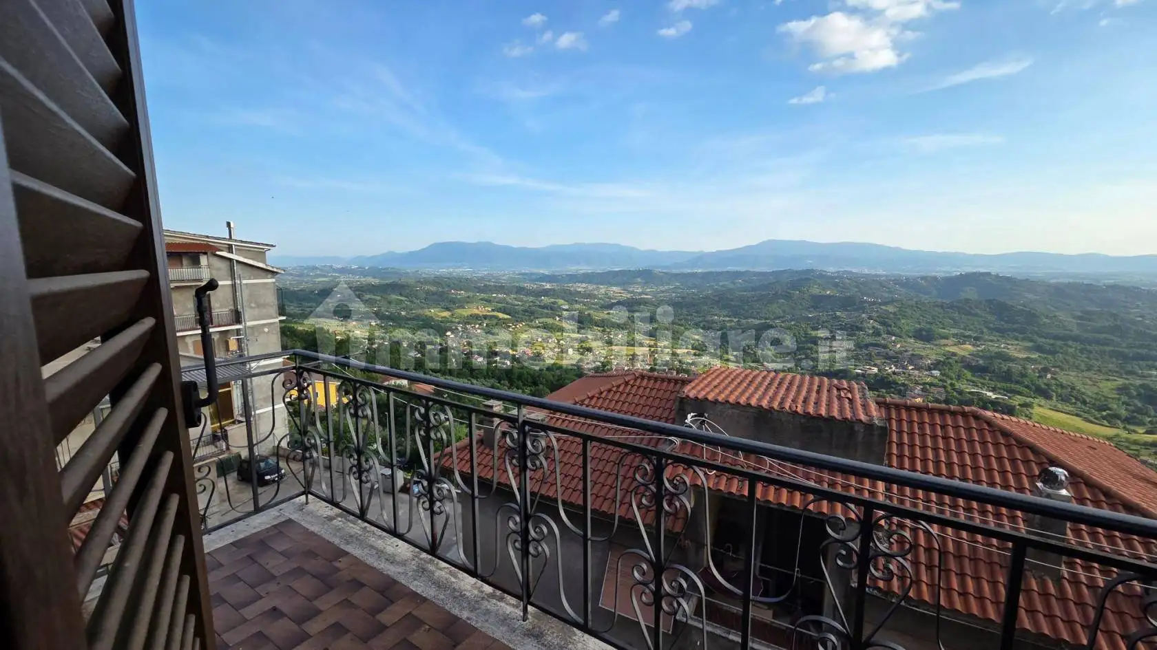 Appartamento in vendita a Serrone