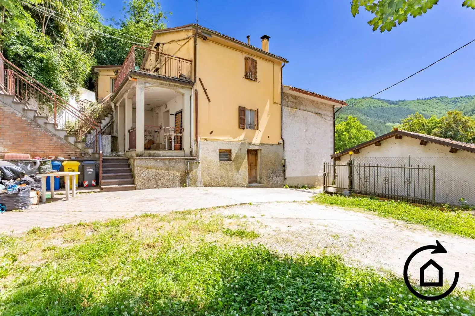 Casa indipendente in vendita a Dovadola