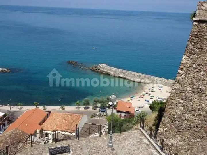 Appartamento in vendita a Pizzo