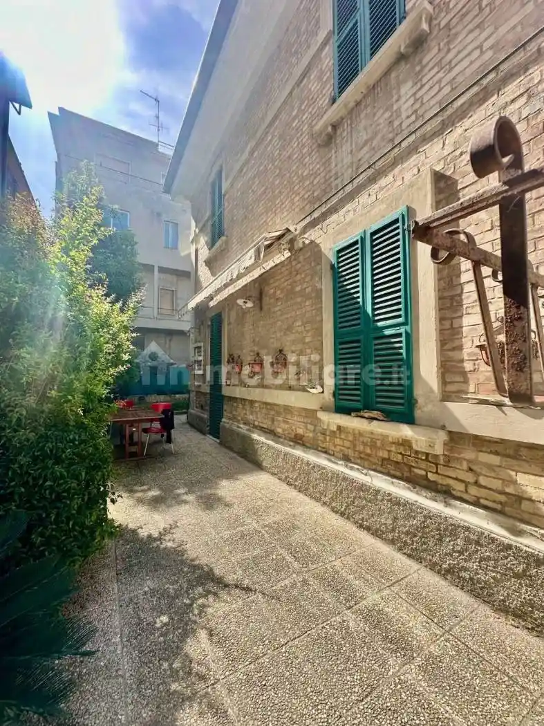 Villa in vendita a Grottammare