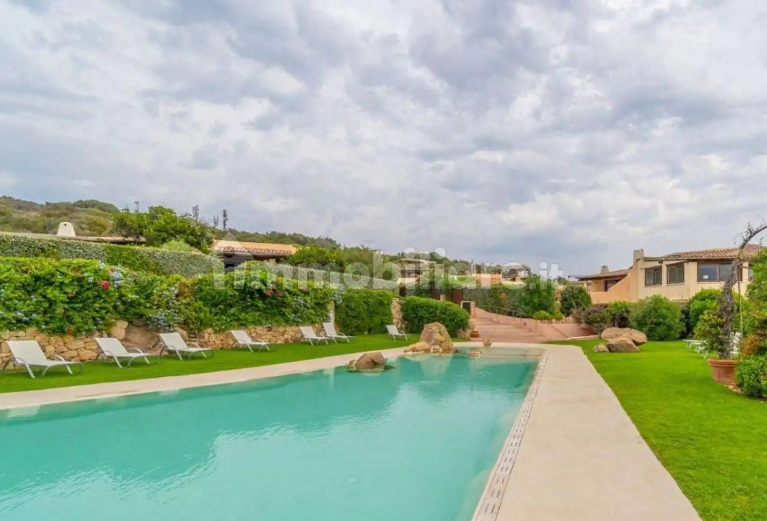 Appartamento in affitto a Arzachena