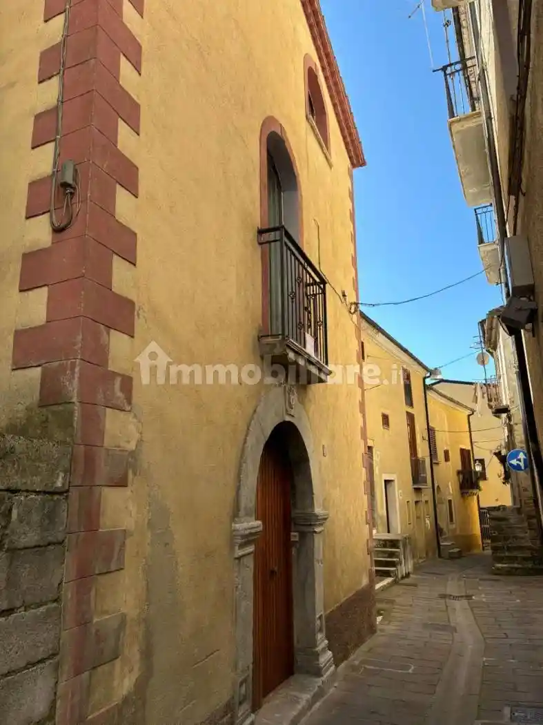 Trilocale corso Giuseppe Garibaldi 54, Calvello - foto 2