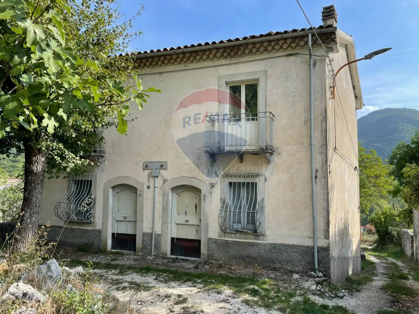 Casa indipendente in vendita a Pizzone