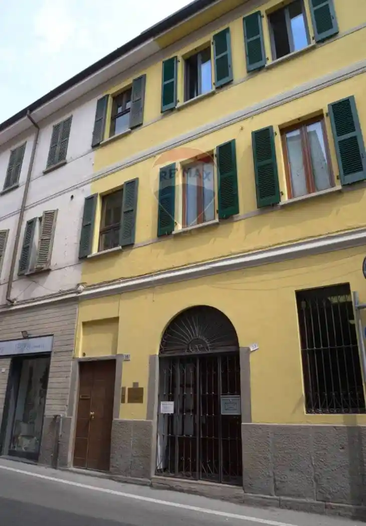 Appartamento in vendita a Vaprio d'Adda