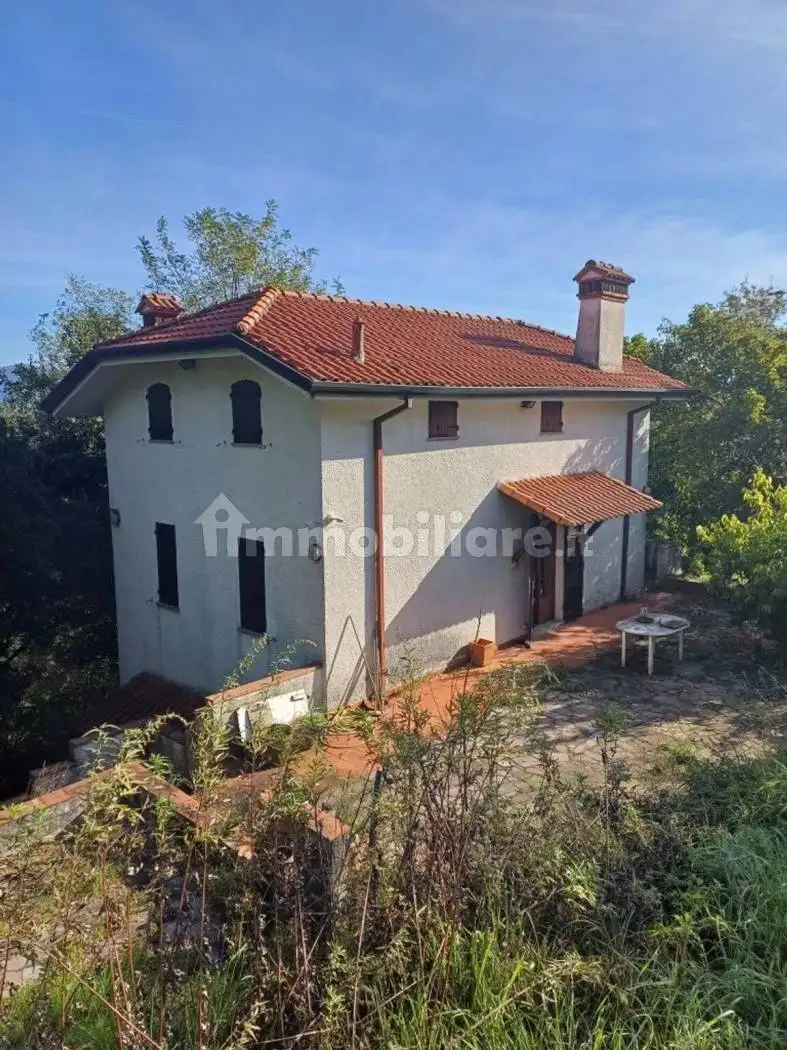 Villa in affitto a Vezzano Ligure
