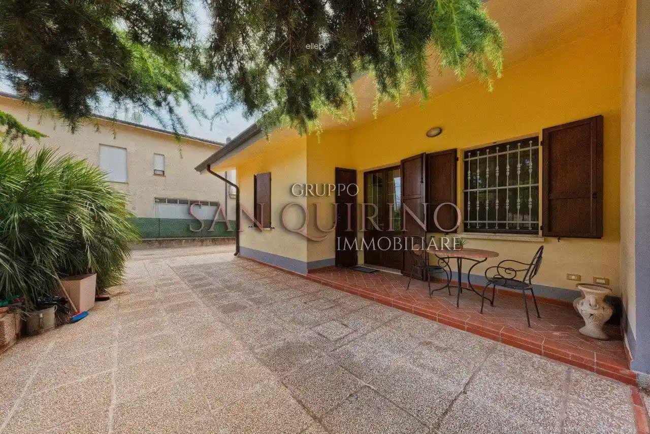 Villetta a schiera in vendita a Mirandola