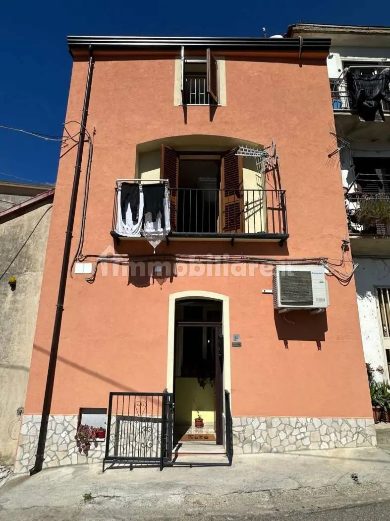 Casa indipendente in vendita a San Pietro in Guarano