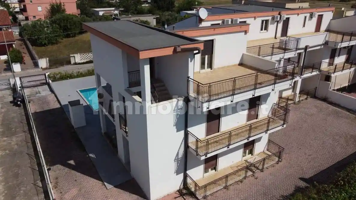 Palazzo - Edificio in vendita a Ginosa