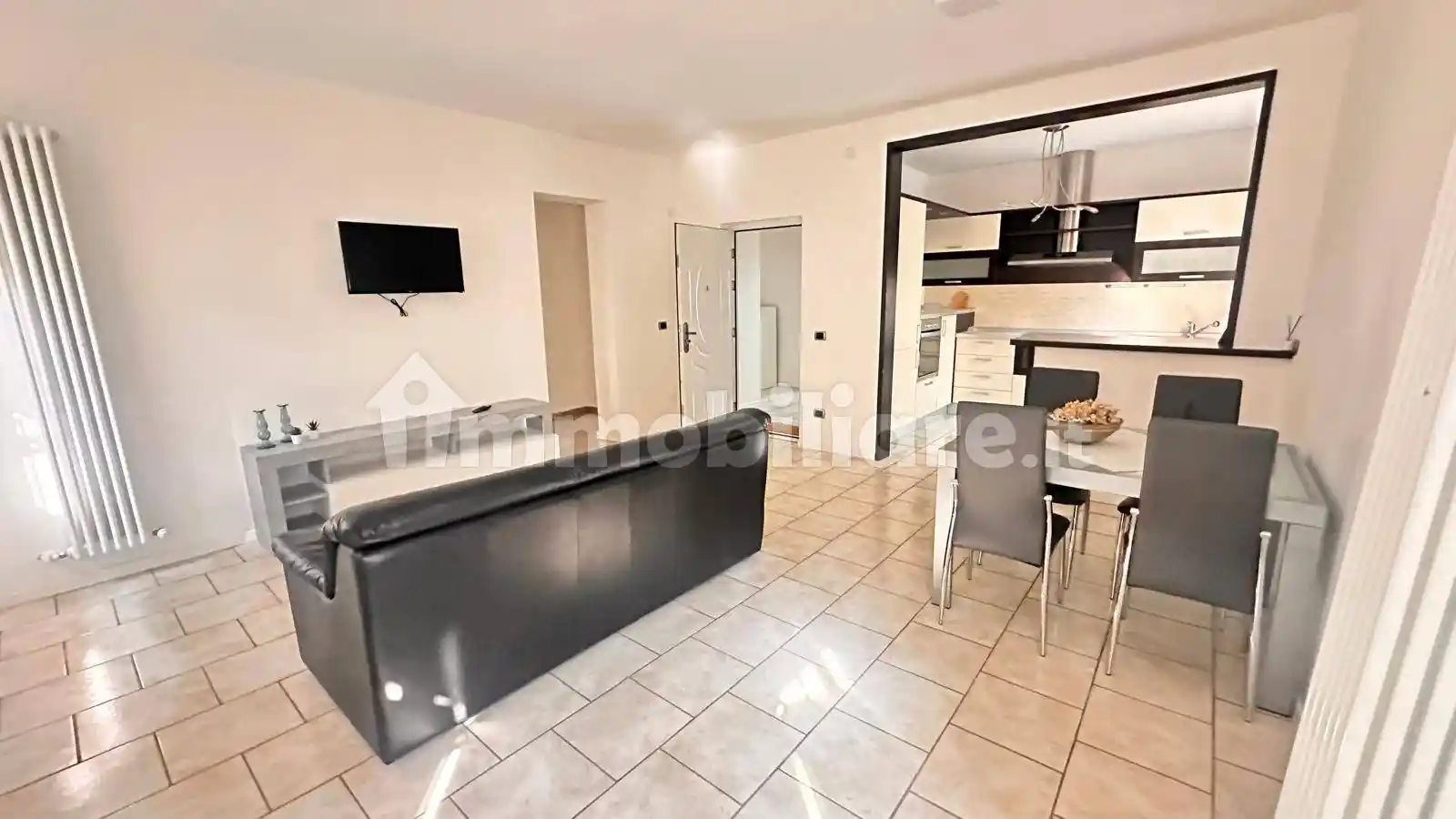 Trilocale Strada Fossa Monda Nord 281, Torrazzi, Modena - foto 2