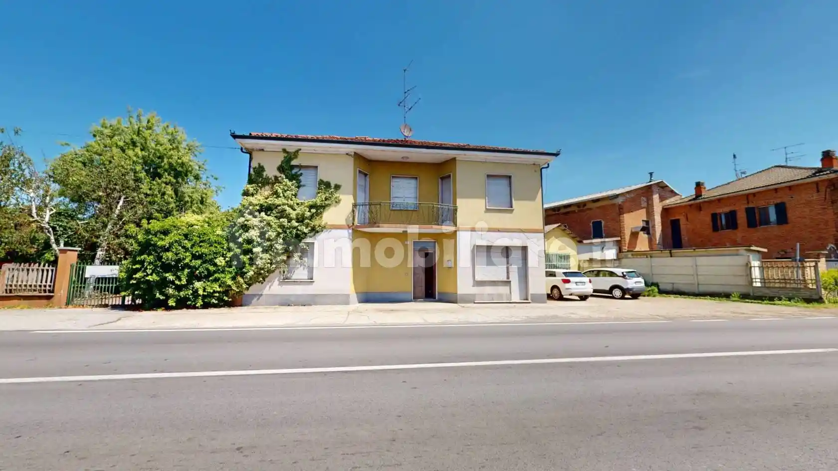 Casa indipendente in vendita a Bra
