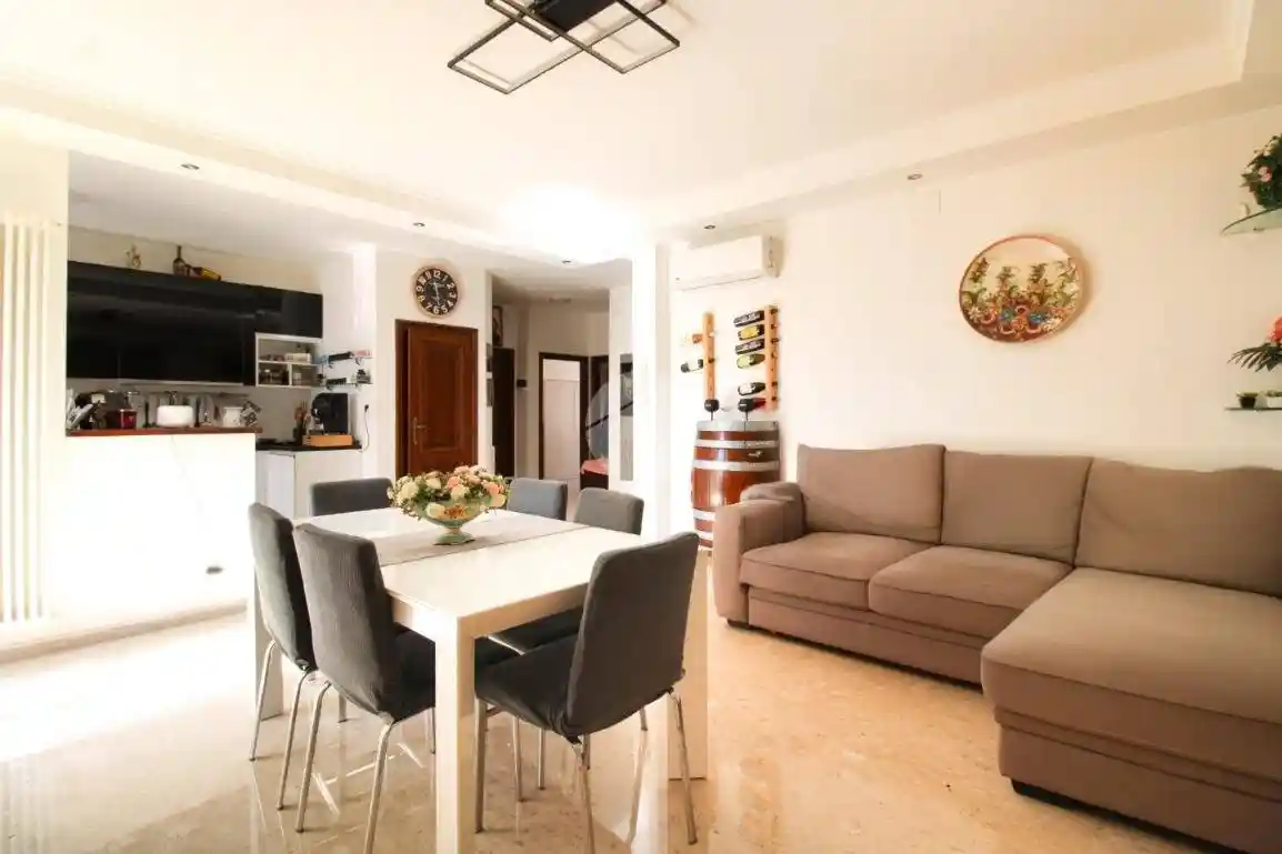 Quadrilocale via Cardinale Cicada 121, Centro, Atri - foto 3