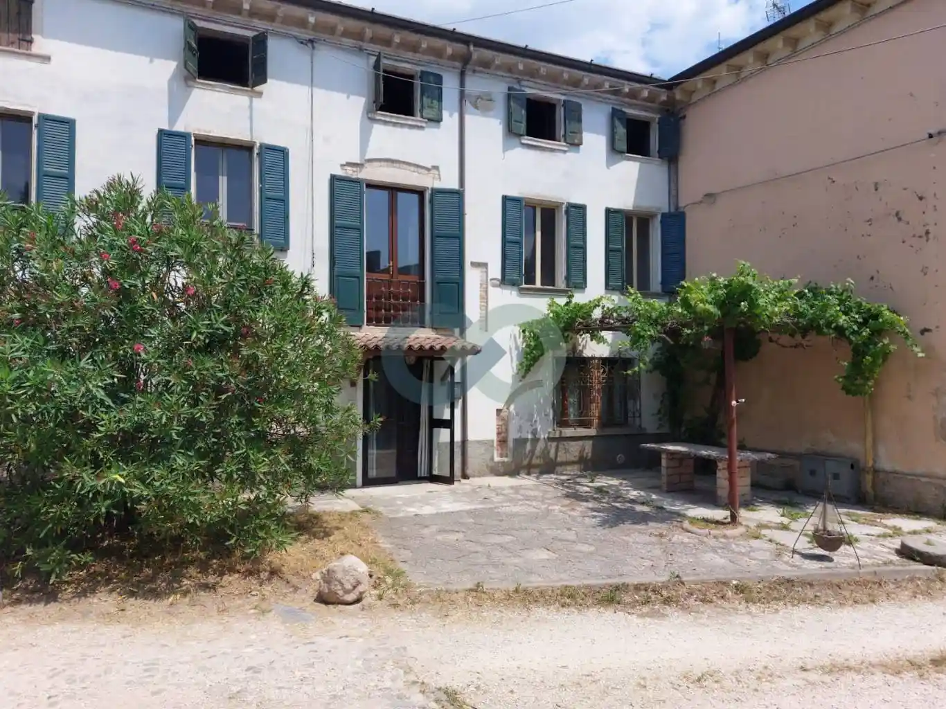 Rustico - Casale in vendita a Monzambano