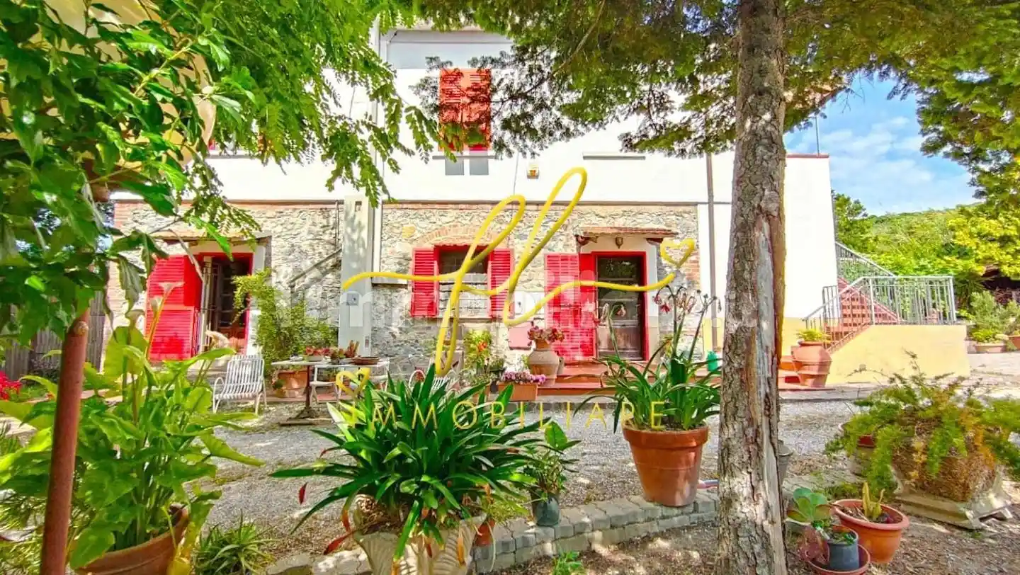 Rustico - Casale in vendita a San Vincenzo