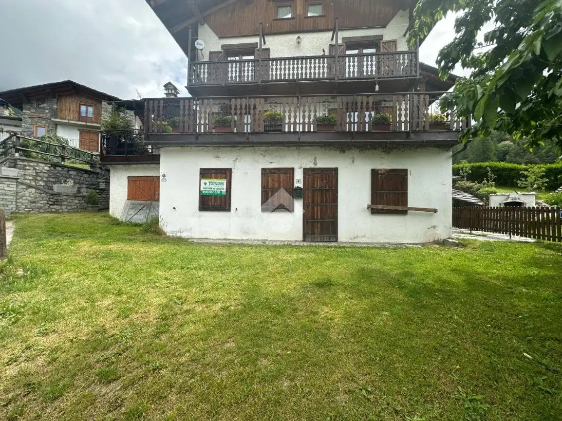 Appartamento in vendita a Oyace