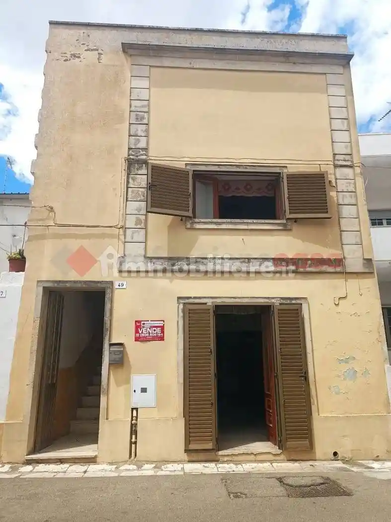 Casa indipendente in vendita a Uggiano la Chiesa