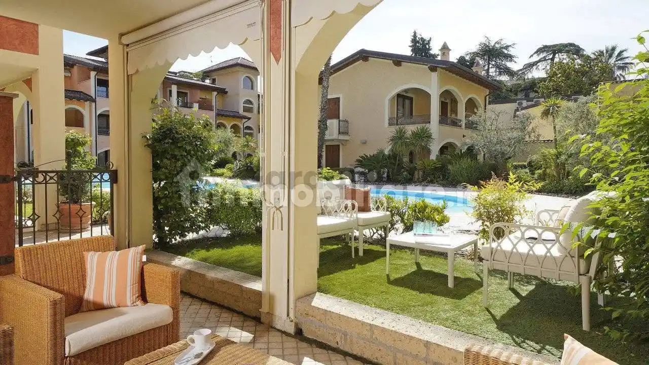 Appartamento in vendita a Toscolano-Maderno